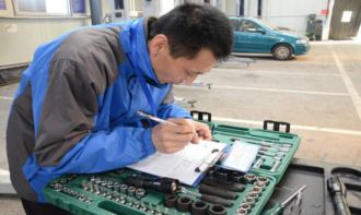 二手車鑒定評估 專業(yè)指引，讓您對車況了如指掌